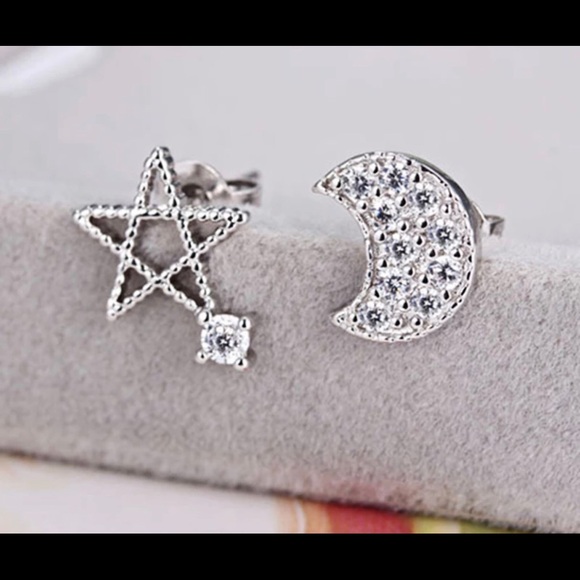 Jewelry - 925 sterling silver moon star stud earrings